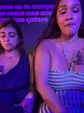 Snapshot of LISA_BULLOCK_ chatting on 04-04-26, 04:11 LISA BULLOCK online show from 04-04-26, 04:11