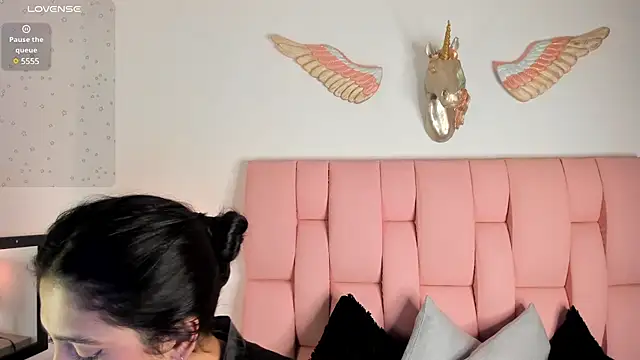 VeronikaOlsen online show from 03-01-25, 11:04