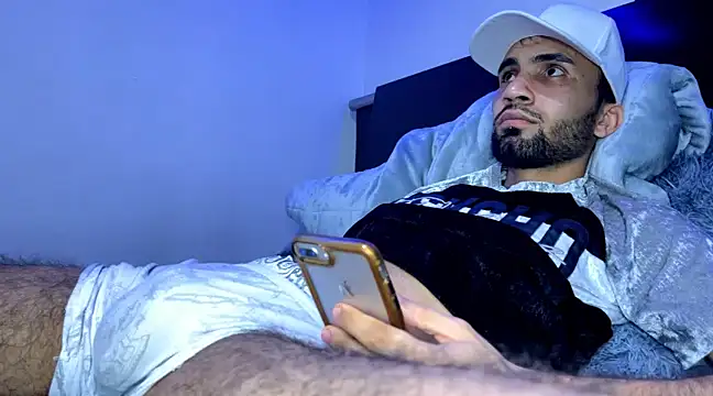 Dar milk online show from 03-18-25, 05:31