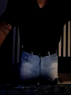 Snapshot of pretorianoo53 chatting on 11-30-25, 03:54 pretorianoo53 online show from 11-30-25, 03:54