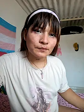 Snapshot of Conejita_XV chatting on 09-27-25, 05:29 Conejita XV online show from 09-27-25, 05:29