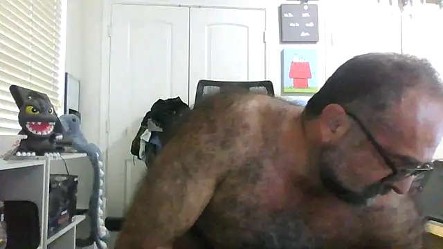 Snapshot of chainjulious chatting on 10-16-25, 03:35 chainjulious online show from 10-16-25, 03:35