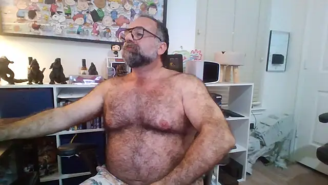 Snapshot of chainjulious chatting on 11-20-25, 01:11 chainjulious online show from 11-20-25, 01:11