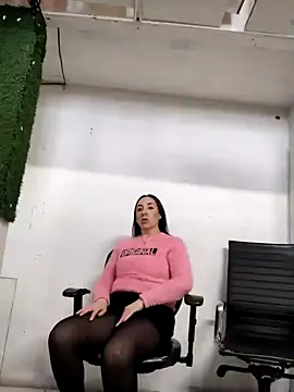 Mia Novikov online show from 02-10-25, 11:02