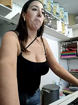 Mia Novikov online show from 10-11-25, 08:07