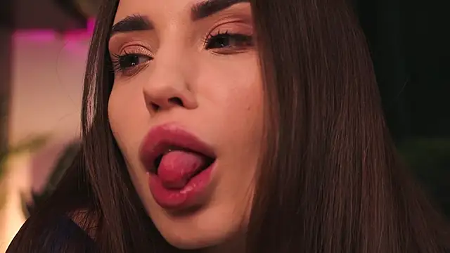 BabyYoda- online show from 03-10-25, 01:01