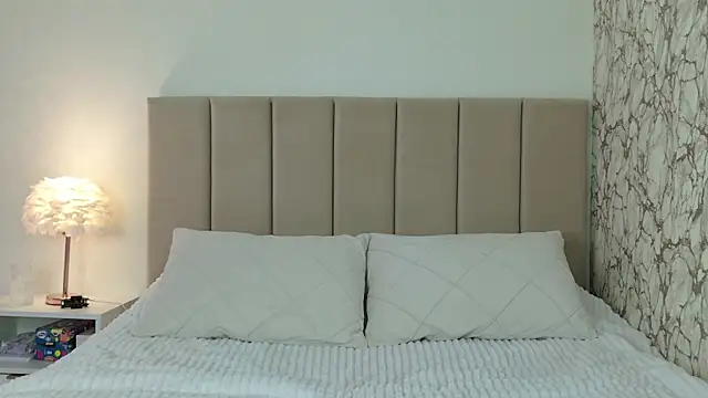 Snapshot of jane-sucks chatting on 09-28-25, 03:06 jane-sucks online show from 09-28-25, 03:06