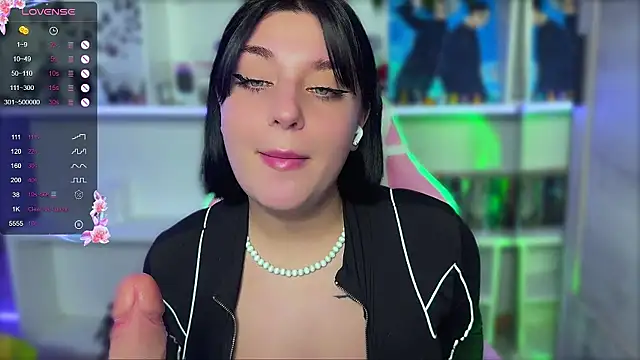 Snapshot of rich_peaches chatting on 01-15-25, 11:19 rich peaches online show from 01-15-25, 11:19