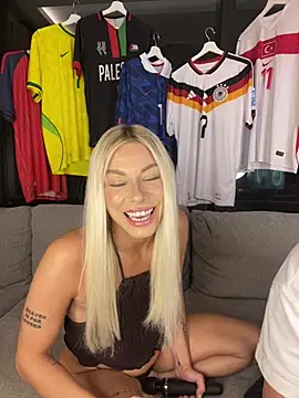 SexOnMyLvL online show from 06-18-26, 08:35