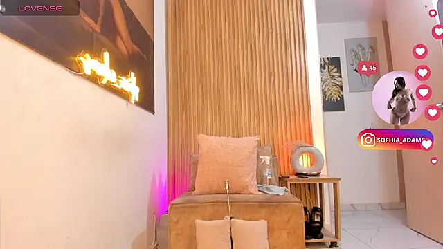 sofhiaa adaams online show from 06-12-26, 10:52