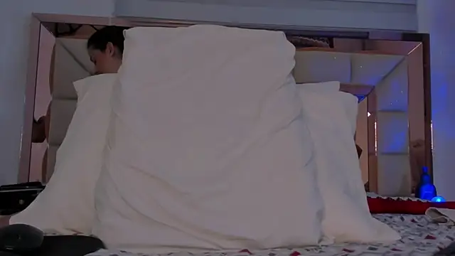 violetta-brown1 online show from 01-29-25, 04:36