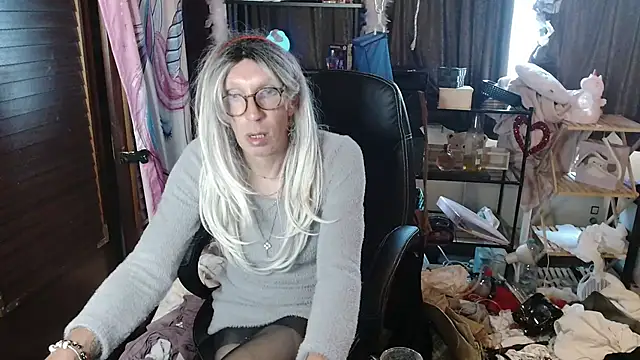 Ombeline1 online show from 09-16-25, 05:03