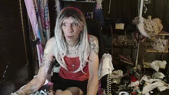 Ombeline1 online show from 10-05-25, 12:09