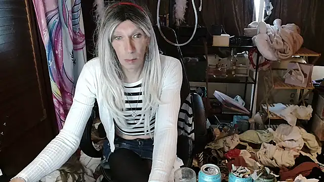 Ombeline1 online show from 10-12-25, 08:24