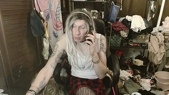 Ombeline1 online show from 01-16-26, 07:29