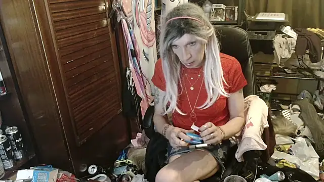 Ombeline1 online show from 04-28-26, 07:08