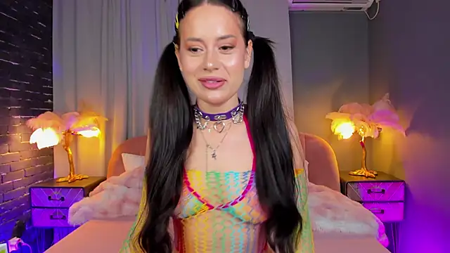 AmedeeaBanks online show from 04-28-26, 06:35