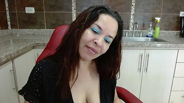 Snapshot of Lizeth_Bels chatting on 05-06-26, 12:21 Lizeth Bels online show from 05-06-26, 12:21