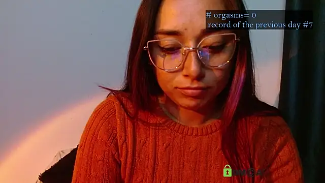 Hot Candy  online show from 09-28-25, 03:45