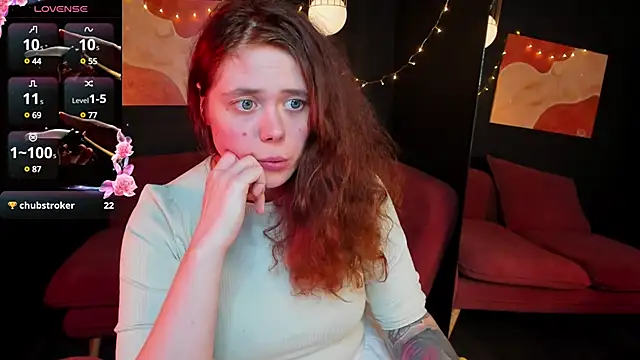Snapshot of SophiePure chatting on 02-26-25, 02:37 SophiePure online show from 02-26-25, 02:37