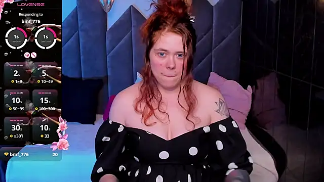 Snapshot of SophiePure chatting on 03-07-25, 11:49 SophiePure online show from 03-07-25, 11:49