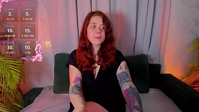 Snapshot of SophiePure chatting on 03-14-25, 08:38 SophiePure online show from 03-14-25, 08:38