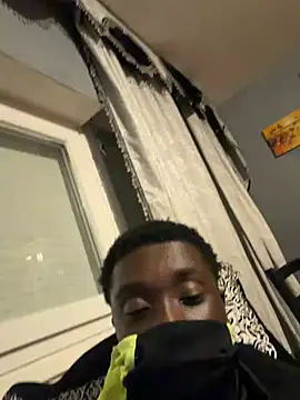 Snapshot of elninoblacko chatting on 05-23-26, 01:11 elninoblacko online show from 05-23-26, 01:11