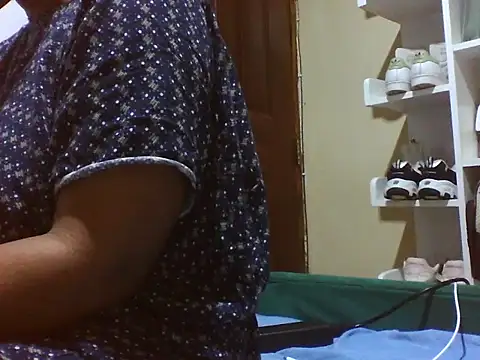 Sexy Riri online show from 05-15-26, 12:28