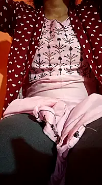 Snapshot of Mangla_Bhabhi chatting on 01-06-25, 02:37 Mangla Bhabhi online show from 01-06-25, 02:37