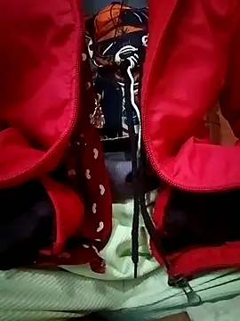 Snapshot of Mangla_Bhabhi chatting on 01-12-25, 01:53 Mangla Bhabhi online show from 01-12-25, 01:53