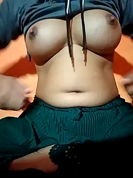 Snapshot of Mangla_Bhabhi chatting on 02-17-25, 09:41 Mangla Bhabhi online show from 02-17-25, 09:41