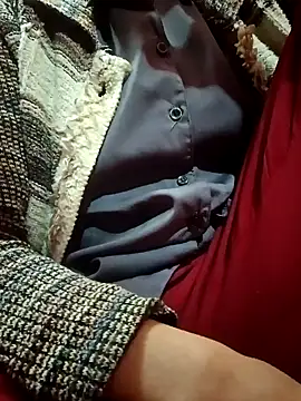 Snapshot of Mangla_Bhabhi chatting on 11-08-25, 01:50 Mangla Bhabhi online show from 11-08-25, 01:50