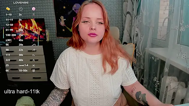 Snapshot of flower_sarah_ chatting on 05-19-26, 01:39 flower sarah online show from 05-19-26, 01:39