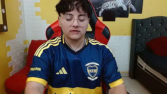 isabeautyx19 online show from 01-11-26, 02:16