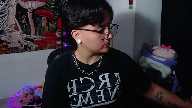 isabeautyx19 online show from 06-30-26, 01:39