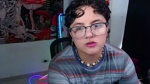 isabeautyx19 online show from 07-03-26, 07:31