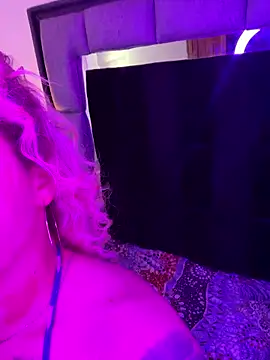 Snapshot of Bonnie_vega chatting on 01-09-26, 08:32 Bonnie vega online show from 01-09-26, 08:32