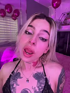 Snapshot of Bonnie_vega chatting on 02-01-26, 09:35 Bonnie vega online show from 02-01-26, 09:35