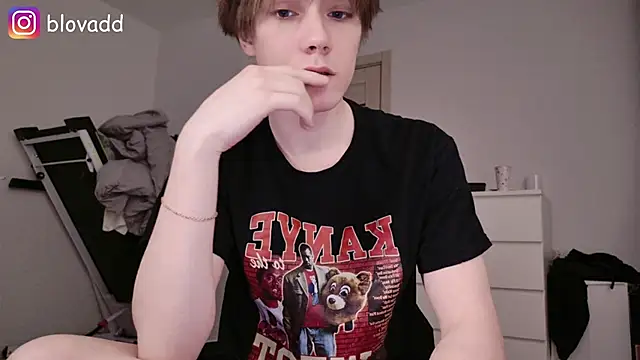 callmenineoneseven online show from 05-01-26, 07:18