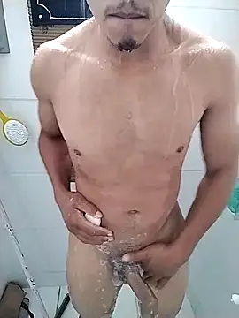 Snapshot of Piroca_doce18 chatting on 12-10-24, 01:44 Piroca doce18 online show from 12-10-24, 01:44