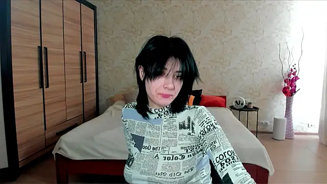 Snapshot of JulisSweet chatting on 02-08-25, 07:37 JulisSweet online show from 02-08-25, 07:37