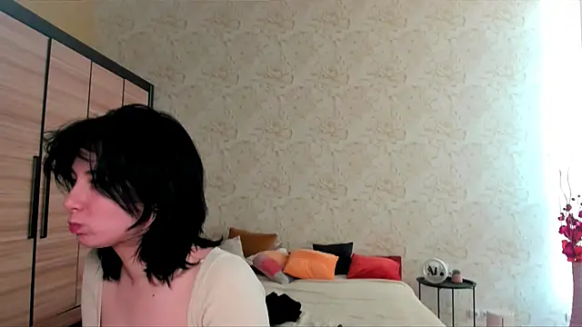 Snapshot of JulisSweet chatting on 02-09-25, 12:19 JulisSweet online show from 02-09-25, 12:19