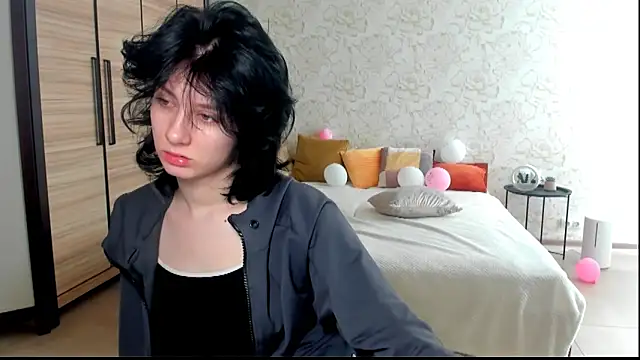 Snapshot of JulisSweet chatting on 03-14-25, 07:26 JulisSweet online show from 03-14-25, 07:26