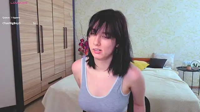 Snapshot of JulisSweet chatting on 09-11-25, 12:38 JulisSweet online show from 09-11-25, 12:38