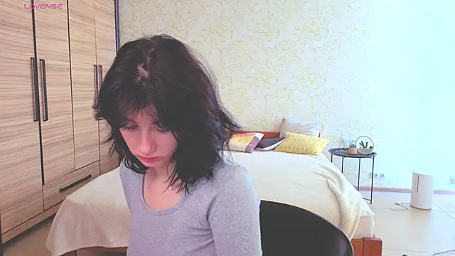 Snapshot of JulisSweet chatting on 09-19-25, 06:59 JulisSweet online show from 09-19-25, 06:59
