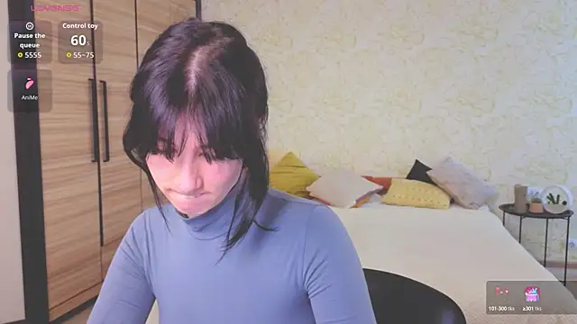 Snapshot of JulisSweet chatting on 10-02-25, 06:53 JulisSweet online show from 10-02-25, 06:53