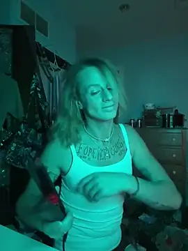 Snapshot of Cutetrans90 chatting on 02-05-25, 10:19 Cutetrans90 online show from 02-05-25, 10:19