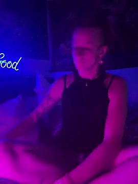 Snapshot of Cutetrans90 chatting on 03-23-25, 08:37 Cutetrans90 online show from 03-23-25, 08:37