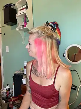 Snapshot of Cutetrans90 chatting on 10-16-25, 06:42 Cutetrans90 online show from 10-16-25, 06:42