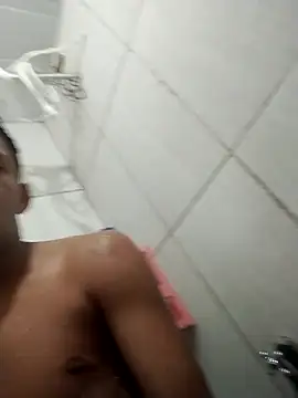 Snapshot of Malvadaozscp chatting on 02-15-25, 10:55 Malvadaozscp online show from 02-15-25, 10:55